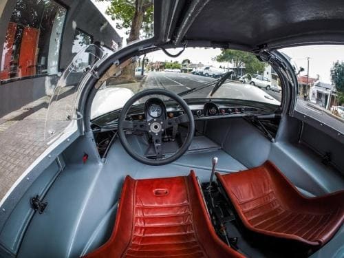 Porsche 906 Red interior